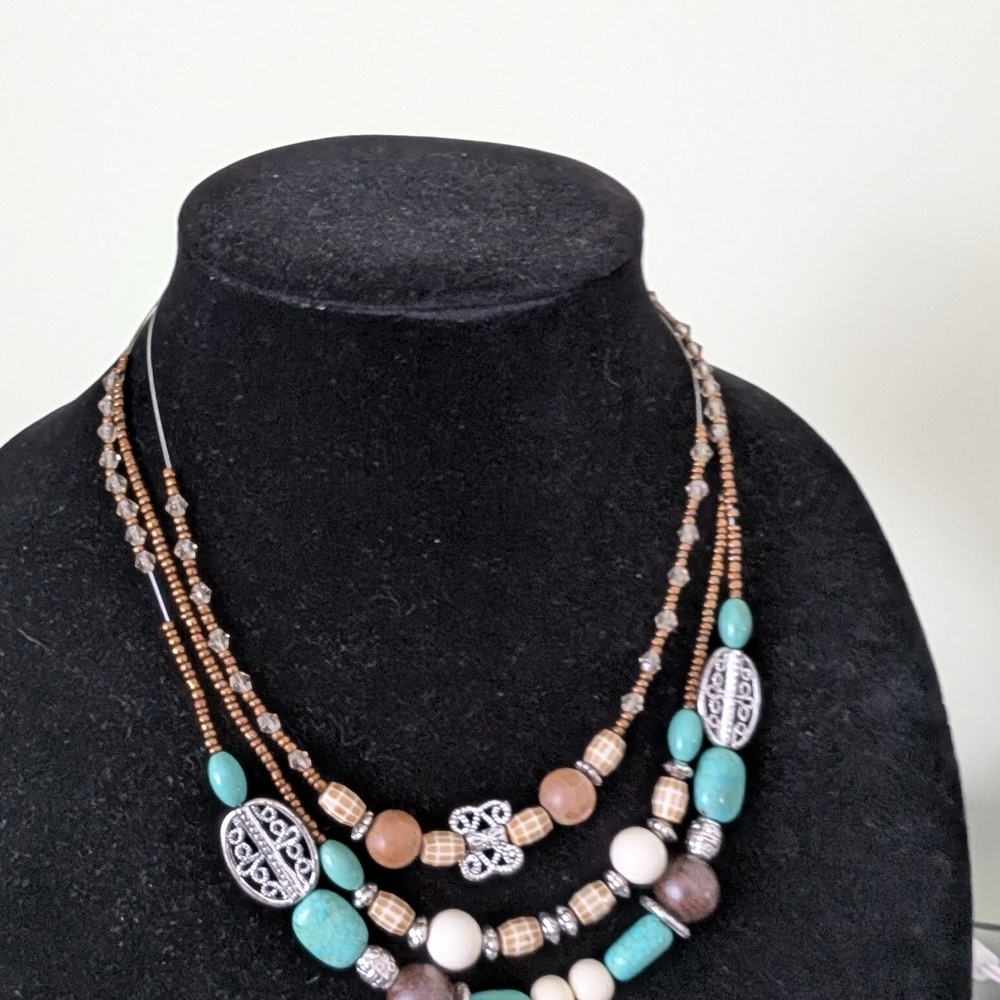 Vintage Multi-Layered Beaded Necklace - Picture 4 of 9